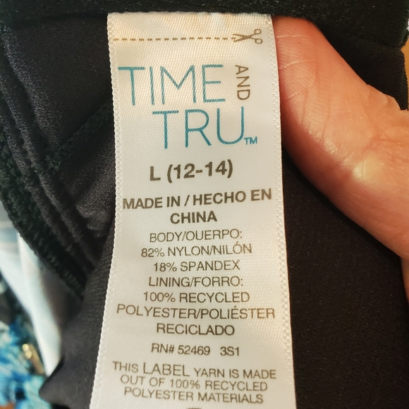 Time & Tru 2 Piece Bathing Suit   L - Picture 7 of 7